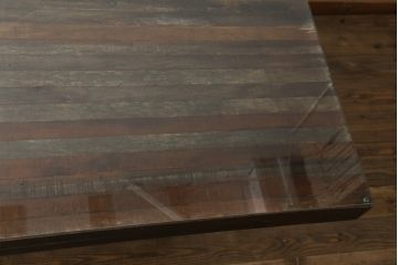 中古　ビーナ(bina)　グラハム(GRAHAM DINING TABLE)　アスプルンド(ASPLUND)取り扱い　味わいのある古材を使用したダイニングテーブル(2人掛け、4人掛け、食卓、作業台、サスティナビリティ)(定価約25万円)(R-065133)
