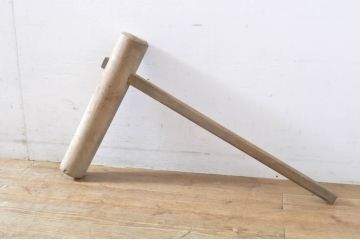 ビンテージ雑貨　味わい深い欅(ケヤキ)材の臼と杵のセット(うす、ウス、きね、キネ、ディスプレイ)(R-065138)