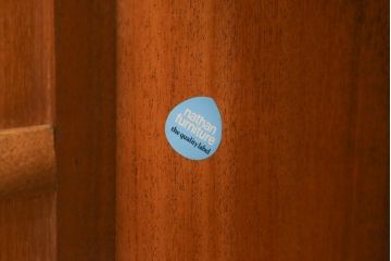 イギリスビンテージ　nathan社(ネイサン)　チーク材　見せる収納を楽しめるキャビネット(ウォールユニット、食器棚、収納棚、飾り棚、ヴィンテージ、北欧)(R-065143)