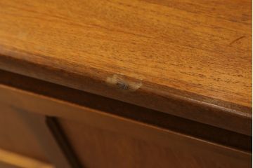 イギリスビンテージ　nathan社(ネイサン)　チーク材　見せる収納を楽しめるキャビネット(ウォールユニット、食器棚、収納棚、飾り棚、ヴィンテージ、北欧)(R-065144)