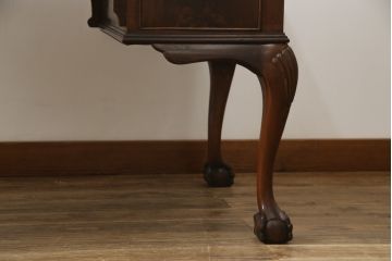 イギリスアンティーク　ウォールナット材　猫脚の優美な曲線デザインが目を惹くデスク(机、ワークデスク、オフィスデスク、在宅用、在宅ワーク、両袖机)(R-065148)