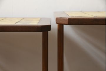 イギリスビンテージ　G-PLAN(ジープラン)　チーク材　タイルトップがお洒落なネストテーブル(サイドテーブル、カフェテーブル、コーヒーテーブル、ローテーブル、北欧、ヴィンテージ)(R-065152)