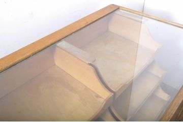 イギリスアンティーク　温かみのあるレトロな雰囲気が魅力的なシャツケース(ガラスケース、ショーケース、カウンターテーブル、店舗什器、引き出し、陳列棚)(R-065161)