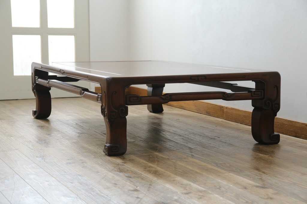 和製アンティーク　上手物!　関塚作　指物高級家具　総花梨(カリン)材　素晴らしい彫刻が目を惹く唐木座卓　(R-065162)