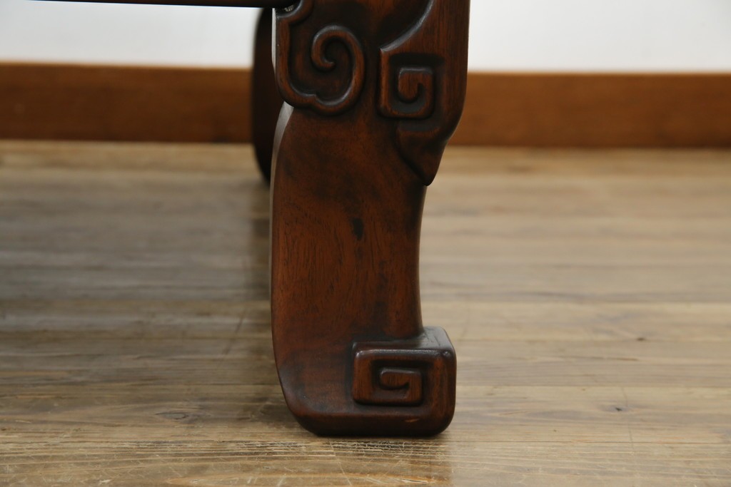 和製アンティーク　上手物!　関塚作　指物高級家具　総花梨(カリン)材　素晴らしい彫刻が目を惹く唐木座卓　(R-065162)