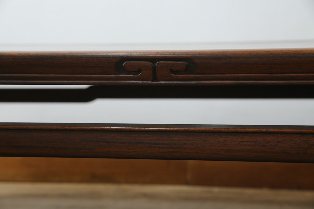 和製アンティーク　上手物!　関塚作　指物高級家具　総花梨(カリン)材　素晴らしい彫刻が目を惹く唐木座卓　(R-065162)