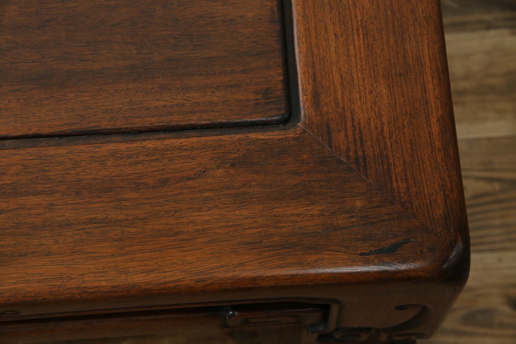 和製アンティーク　上手物!　関塚作　指物高級家具　総花梨(カリン)材　素晴らしい彫刻が目を惹く唐木座卓　(R-065162)