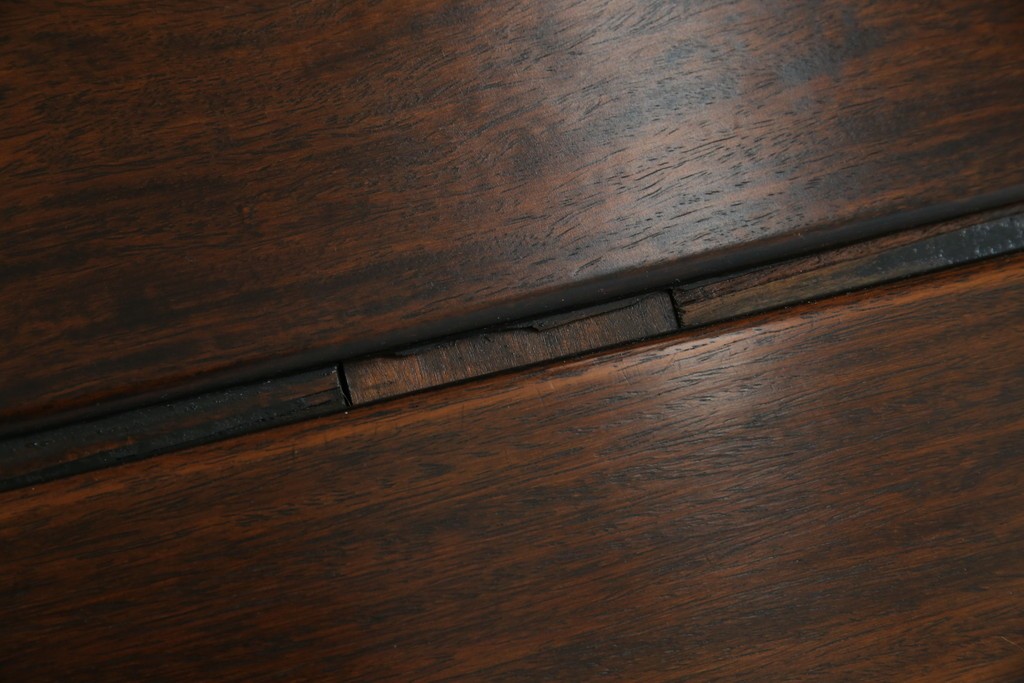 和製アンティーク　上手物!　関塚作　指物高級家具　総花梨(カリン)材　素晴らしい彫刻が目を惹く唐木座卓　(R-065162)