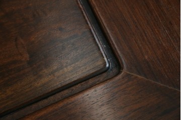 和製アンティーク　上手物!　関塚作　指物高級家具　総花梨(カリン)材　素晴らしい彫刻が目を惹く唐木座卓　(R-065162)