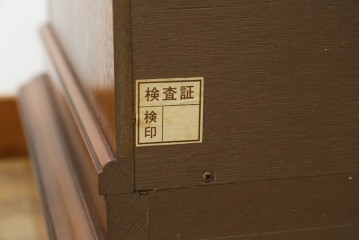中古　DREXEL HERITAGE(ドレクセルヘリテイジ)　FRANCESCA(フランチェスカ)シリーズ 照明付き!堂々とした佇まいのキャビネット　定価約141万円　(R-065164)