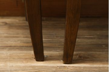 中古　ハロ(HALO)　アスプルンド(ASPLUND)取り扱い　CHESTER CHAIR(チェスターチェア)　重厚感のある佇まいが魅力的なチェア2脚セット(ダイニングチェア、椅子、イス)(R-065174)
