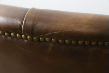 中古　ハロ(HALO)　アスプルンド(ASPLUND)取り扱い　CHESTER CHAIR(チェスターチェア)　重厚感のある佇まいが魅力的なチェア2脚セット(ダイニングチェア、椅子、イス)(R-065174)