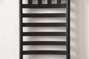 中古　展示品　美品　Cassina(カッシーナ)　292　HILL HOUSE,1(ヒルハウス1)　CHARLES RENNIE MACKINTOSH(チャールズ・レニー・マッキントッシュ)　スタイリッシュでモダンなデザインが格好良いラダーバックチェア2脚セット(椅子、イス、ダイニングチェア)(定価約47万3千円)(R-065176)