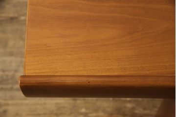 和製ビンテージ　天童木工(Tendo)　希少!!　ブラジリアンローズウッド　優しい木の温もり溢れるセンターテーブル(ローテーブル、リビングテーブル、座卓、ヴィンテージ)(R-065182)