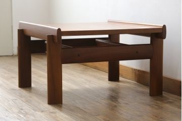 ビンテージ　天童木工(Tendo)　希少!!　ブラジリアンローズウッド　優しい木の温もり溢れるセンターテーブル(ローテーブル、カフェテーブル、コーヒーテーブル、リビングテーブル、座卓、ヴィンテージ)(R-065184)