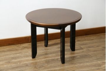 中古　美品　モリシゲ(MORISHIGE/森繁)　コンサート　品のある佇まいが美しい樺材製のラウンドテーブル(丸テーブル、センターテーブル、カフェテーブル、コーヒーテーブル、サイドテーブル、カバ材)(定価約10万2千円)(R-065185)