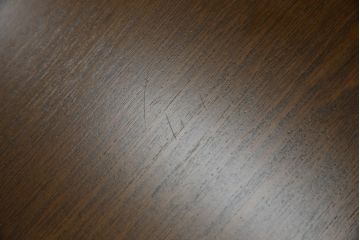 中古　美品　モリシゲ(MORISHIGE/森繁)　コンサート　品のある佇まいが美しい樺材製のラウンドテーブル(丸テーブル、センターテーブル、カフェテーブル、コーヒーテーブル、サイドテーブル、カバ材)(定価約10万2千円)(R-065185)