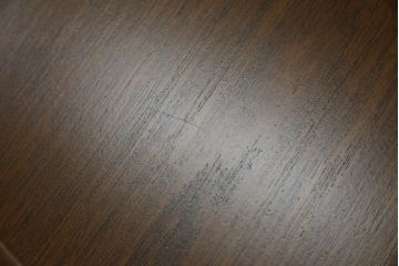 中古　美品　モリシゲ(MORISHIGE/森繁)　コンサート　品のある佇まいが美しい樺材製のラウンドテーブル(丸テーブル、センターテーブル、カフェテーブル、コーヒーテーブル、サイドテーブル、カバ材)(定価約10万2千円)(R-065185)