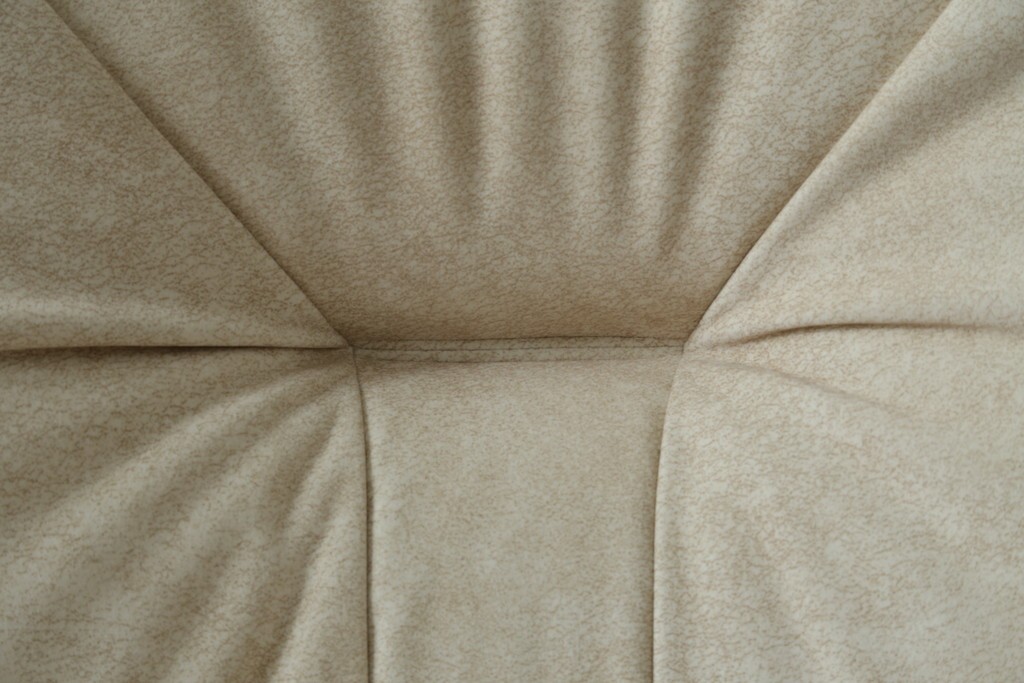 中古　美品!!　モリシゲ(MORISHIGE/森繁)　ブルック　アクアクリーン(MARINA)シリーズ　品の良いモダンデザインが魅力の1人掛けソファ　定価約34万円　(R-065186)