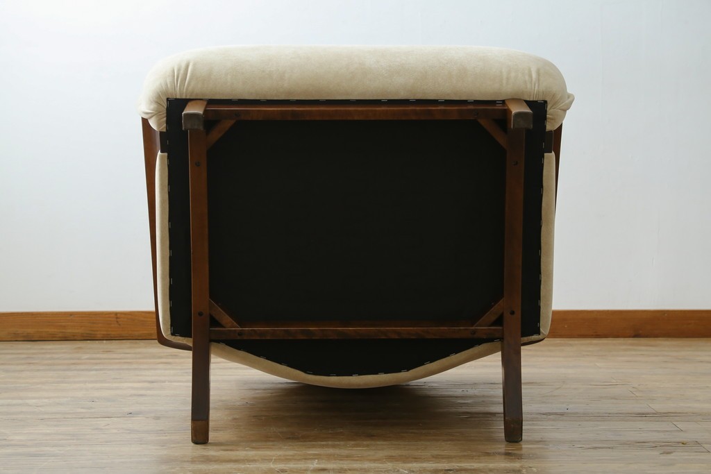 中古　美品!!　モリシゲ(MORISHIGE/森繁)　ブルック　アクアクリーン(MARINA)シリーズ　品の良いモダンデザインが魅力の1人掛けソファ　定価約34万円　(R-065186)