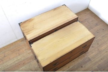 和製アンティーク　上品なデザインが魅力の重ね時代箪笥(チェスト、引き出し、衣装箪笥、収納たんす、洋服タンス)(R-065191)