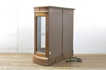 中古　DREXEL HERITAGE(ドレクセルヘリテイジ)　Cameo Classics(キャメオクラシックス)　ハーフムーン(半月型)　美しい曲線デザインに目を奪われるキャビネット(ホールチェスト、サイドボード、サイドキャビネット、飾り棚、ショーケース、収納棚、戸棚、半円型)(R-065197)