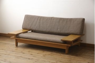 中古　飛騨産業　キツツキ　森のことばシリーズ　SN15W　木のぬくもりを感じる2人掛けソファ(二人掛け、2P、アームソファ)(定価約28万円)(R-065205)