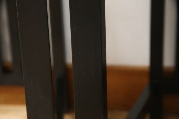 中古　美品　大変希少な絶版品　Cassina(カッシーナ)　CHARLES RENNIE MACKINTOSH(チャールズ・レニー・マッキントッシュ)　308 NITSHILL(ニッツヒル) ダイニングチェア2脚セット(椅子、イス)(R-065214)