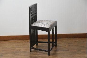 中古　美品　大変希少な絶版品　Cassina(カッシーナ)　CHARLES RENNIE MACKINTOSH(チャールズ・レニー・マッキントッシュ)　308 NITSHILL(ニッツヒル) ダイニングチェア(椅子、イス)(R-065215)