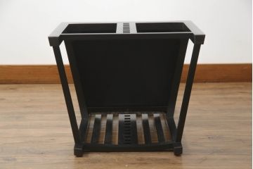 中古　美品　大変希少な絶版品　Cassina(カッシーナ)　CHARLES RENNIE MACKINTOSH(チャールズ・レニー・マッキントッシュ)　308 NITSHILL(ニッツヒル) ダイニングチェア(椅子、イス)(R-065215)