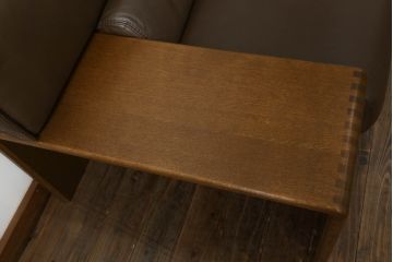 中古　CONDE HOUSE(カンディハウス)　BOLS(ボルス)　ナラ材　本革(レザー)　大人っぽい落ち着きのある空間づくりが叶う2人掛けソファ(アームソファ、2P)(定価約68万円)(R-065216)