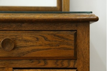 和製ヴィンテージ　北海道旭川家具　職人手造り　上質な作りが魅力の楢(ナラ)材製ドレッサー　(R-065217)
