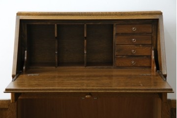 和製ヴィンテージ　北海道旭川家具　職人手造り　ナチュラルな風合いが魅力のライティングビューロー　(R-065218)