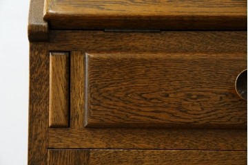 和製ヴィンテージ　北海道旭川家具　職人手造り　ナチュラルな風合いが魅力のライティングビューロー　(R-065218)