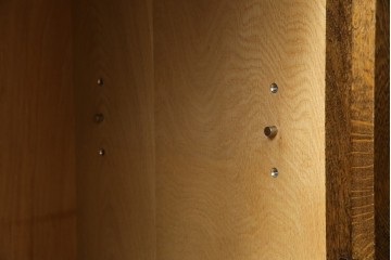 和製ヴィンテージ　北海道旭川家具　職人手造り　ナチュラルな風合いが魅力のライティングビューロー　(R-065218)