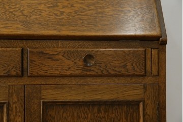 和製ヴィンテージ　北海道旭川家具　職人手造り　ナチュラルな風合いが魅力のライティングビューロー　(R-065218)