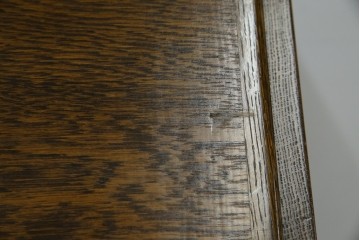 和製ヴィンテージ　北海道旭川家具　職人手造り　ナチュラルな風合いが魅力のライティングビューロー　(R-065218)