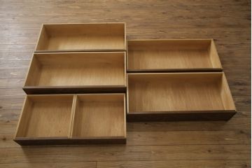 中古　軽井沢彫り　満開の桜の彫刻が見事なチェスト(引き出し、衣装たんす、収納箪笥)(R-065220)