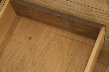 中古　軽井沢彫り　満開の桜の彫刻が見事なチェスト(引き出し、衣装たんす、収納箪笥)(R-065220)