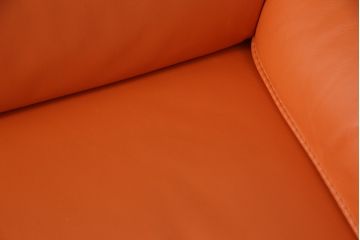 中古　美品　イタリア　ニコレッティ(NICOLETTI)　メルキュリオ(MERCURIO)　インテリアのアクセントになる本革張り2.5人掛けソファ(2人掛けソファ、3人掛けソファ、2P、3P)(定価約48万円)(R-065222)