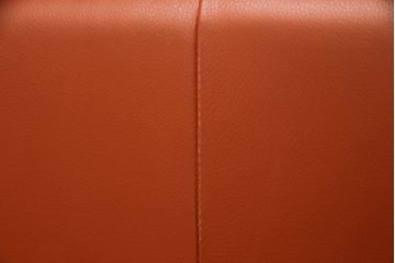 中古　美品　イタリア　ニコレッティ(NICOLETTI)　メルキュリオ(MERCURIO)　インテリアのアクセントになる本革張り2.5人掛けソファ(2人掛けソファ、3人掛けソファ、2P、3P)(定価約48万円)(R-065222)
