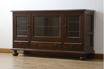 中古　美品　松本民芸家具　シックな佇まいが和洋折衷の空間に取り入れやすいC-?U型サイドボード(収納棚、戸棚、サイドキャビネット、飾り棚)(定価約60万5千円)(R-065224)