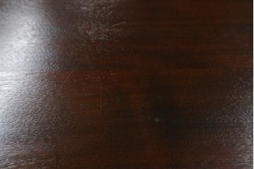 中古　美品　松本民芸家具　シックな佇まいが和洋折衷の空間に取り入れやすいC-?U型サイドボード(収納棚、戸棚、サイドキャビネット、飾り棚)(定価約60万5千円)(R-065224)