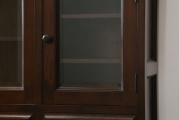 中古　美品　松本民芸家具　シックな佇まいが和洋折衷の空間に取り入れやすいC-?U型サイドボード(収納棚、戸棚、サイドキャビネット、飾り棚)(定価約60万5千円)(R-065224)
