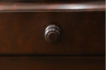 中古　美品　松本民芸家具　シックな佇まいが和洋折衷の空間に取り入れやすいC-?U型サイドボード(収納棚、戸棚、サイドキャビネット、飾り棚)(定価約60万5千円)(R-065224)