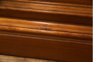 中古　横浜クラシック家具　ダニエル(Daniel)　気品ある佇まいが魅力的なチェスト(サイドチェスト、引き出し)(R-065233)