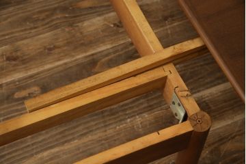 デンマークビンテージ　チーク材　無駄のないシンプルなデザインが魅力のエクステンションローテーブル(エクステンションテーブル、センターテーブル、座卓、北欧、ヴィンテージ)(R-065234)