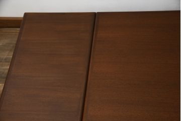 デンマークビンテージ　チーク材　無駄のないシンプルなデザインが魅力のエクステンションローテーブル(エクステンションテーブル、センターテーブル、座卓、北欧、ヴィンテージ)(R-065234)