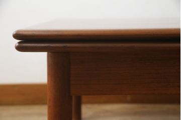 デンマークビンテージ　チーク材　無駄のないシンプルなデザインが魅力のエクステンションローテーブル(エクステンションテーブル、センターテーブル、座卓、北欧、ヴィンテージ)(R-065234)