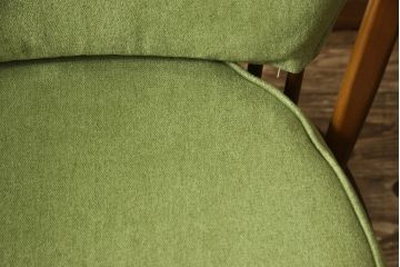中古　美品　アーコール(ERCOL)　ほっと心が落ち着くような癒しカラーが魅力の1人掛けソファ(ウインザーチェア、アーコールチェア、イージーチェア、ラウンジチェア、ボウバック、ウィンザーチェア、アームチェア、1P)(R-065235)